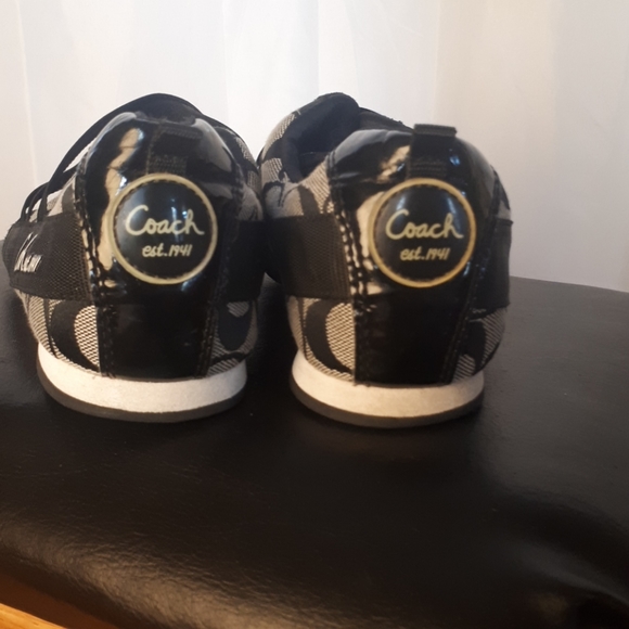 'Harmonie' Coach shoe - Picture 3 of 5